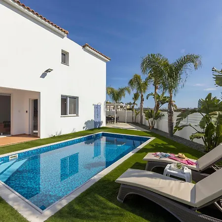 Villa Sweet Seaview