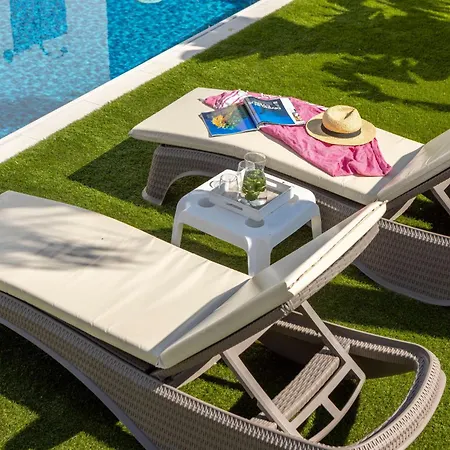 Villa Sweet Seaview