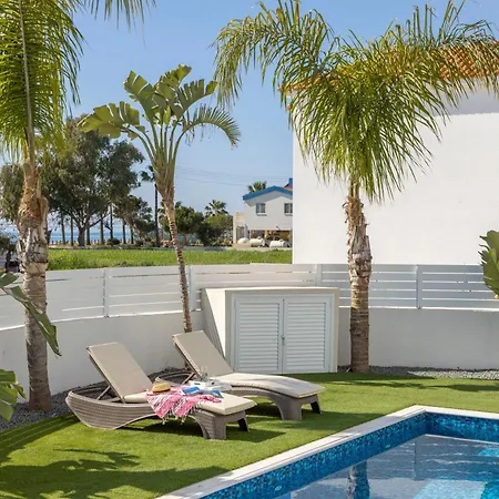 Willa Sweet Seaview