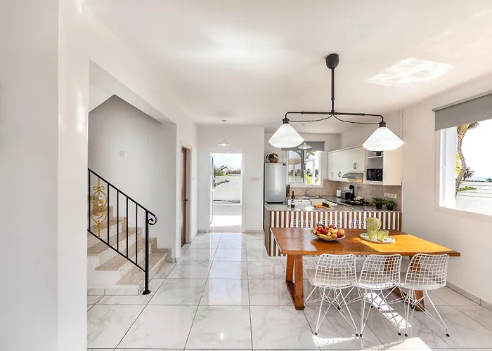 Sweet Seaview Villa *