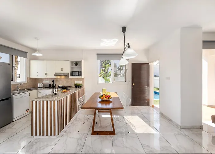 Sweet Seaview Ayia Napa