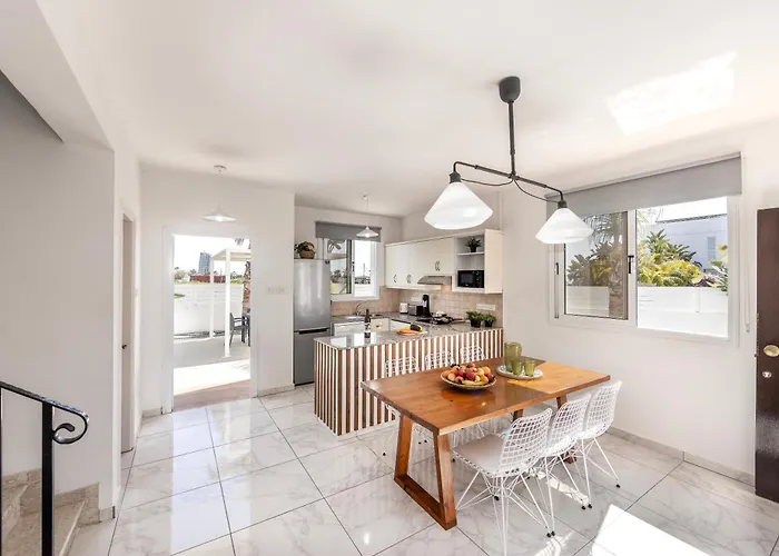 Sweet Seaview Ayia Napa