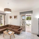 Sweet Seaview Villa