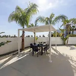 Sweet Seaview Villa