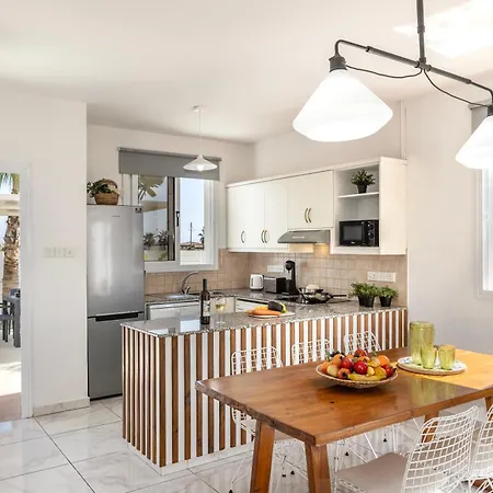 Sweet Seaview Villa *