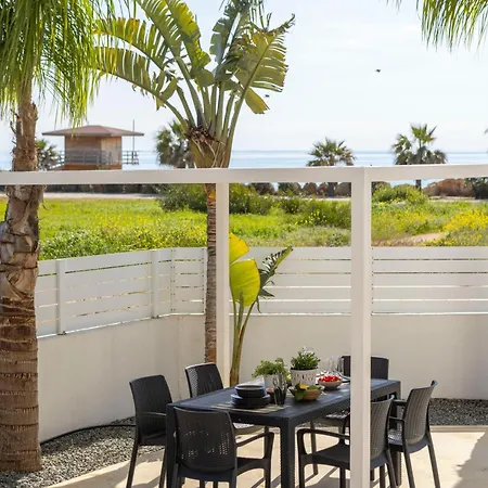 Sweet Seaview Villa *