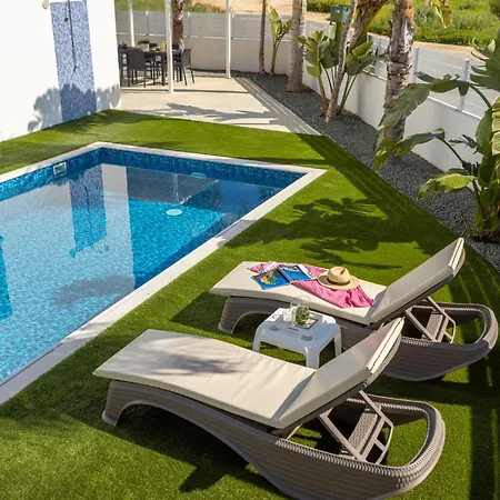 Sweet Seaview Вилла